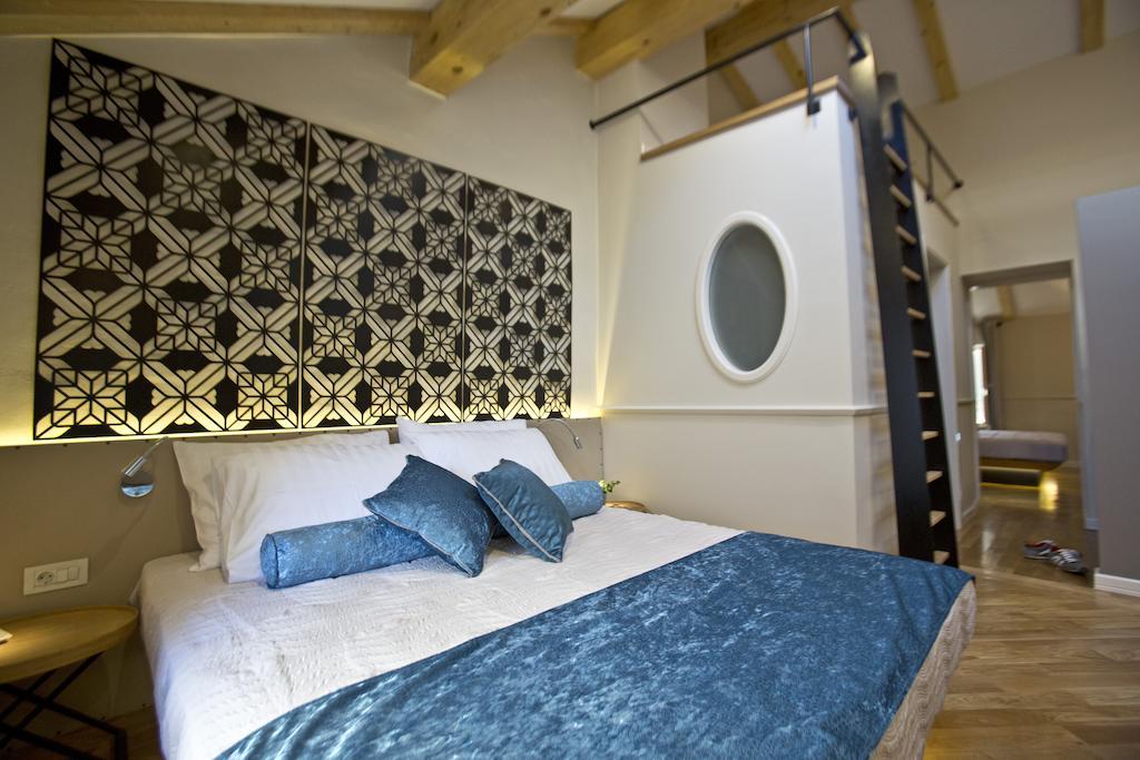 Borelli Palace & Borelli Blue